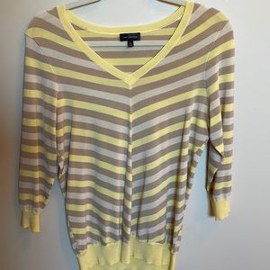 The limited sweater- size M
